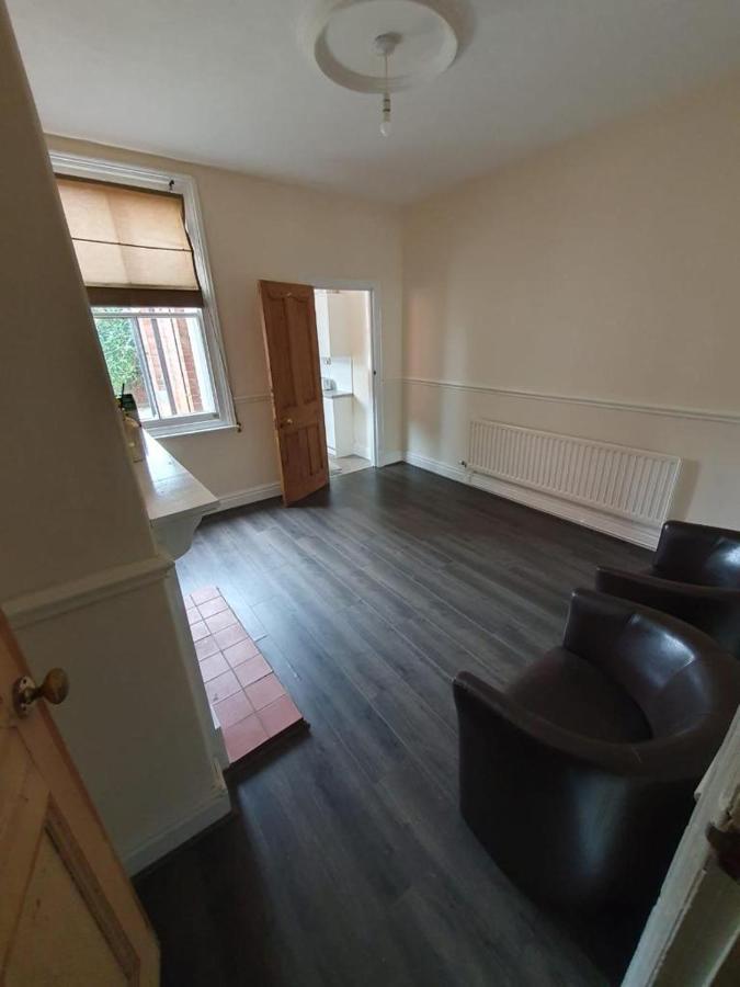 2 Bedroom House - Hopefield Road Leicester Kültér fotó